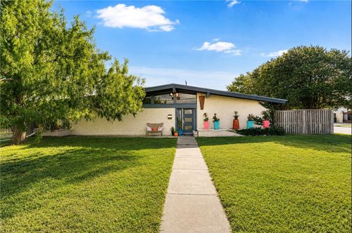 3462 Santa Fe St, Corpus Christi, TX, 78411-1442 | Card Image