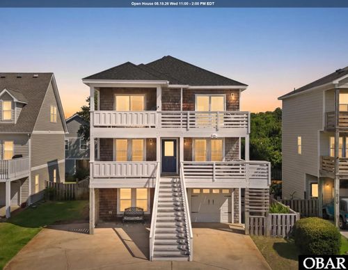 522 W Archdale St, Kill Devil Hills, NC, 27948-8119 | Card Image