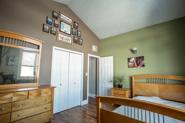 7 Chinook Crescent, House other with 5 bedrooms, 3 bathrooms and 6 parking in High Level AB | Image 21