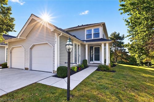 a-1210 Brookline Pl, Willoughby, OH, 44094-7086 | Card Image