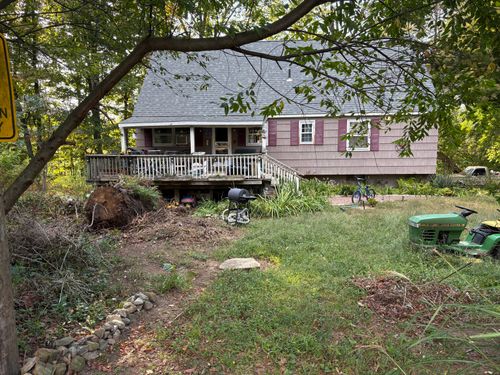16 Fairfield Dr, Southbury, CT, 06488-2121 | Card Image