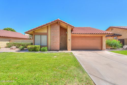 4785 E Kiva St, Phoenix, AZ, 85044-2032 | Card Image