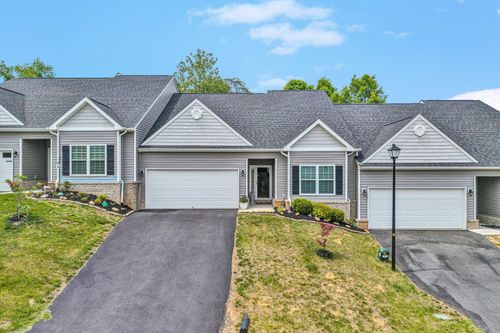 22 Carrington Ct, Roanoke, VA, 24019-8116 | Card Image
