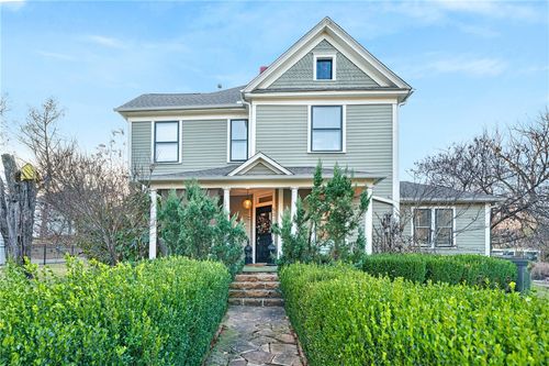 501 N Walnut Ave, Fayetteville, AR, 72701-3542 | Card Image