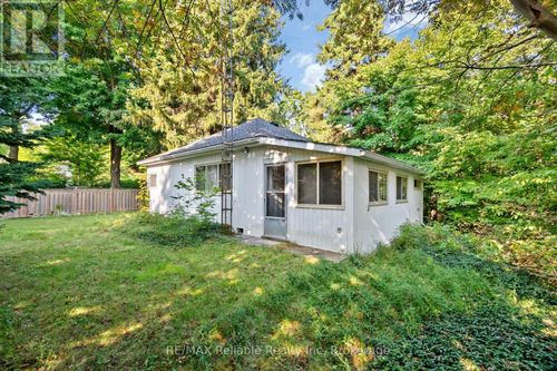 24 Huron Street N, Ashfield-Colborne-Wawanosh (Ashfield), ON, N7A3X9 | Card Image