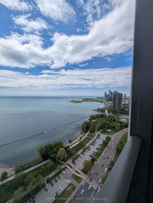 4206 - 1928 Lake Shore Blvd W, Condo with 2 bedrooms, 2 bathrooms and 1 parking in Toronto ON | Image 16