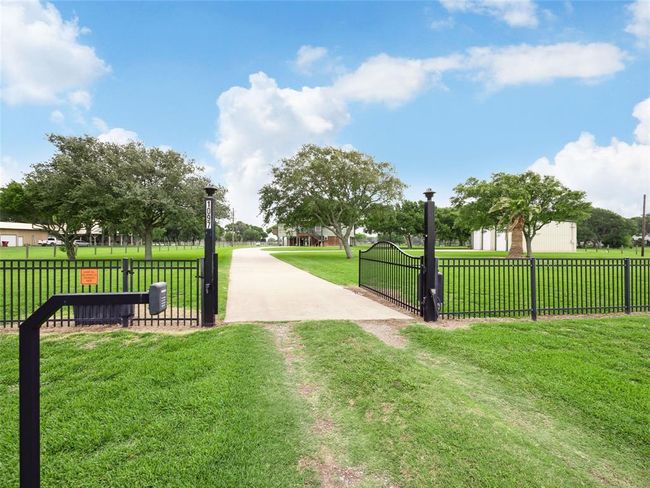 1097 County Road 631a Drive, House other with 3 bedrooms, 3 bathrooms and null parking in Brazoria TX | Image 34