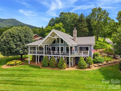 33 Banker Dr, Waynesville, NC, 28786-6148 | Card Image