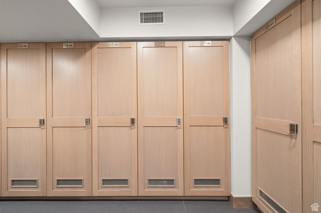 Private ski locker at ski tower | Image 50