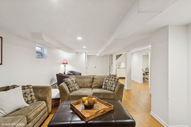 912 Cambridge Ln, House other with 3 bedrooms, 2 bathrooms and 2 parking in Wilmette IL | Image 23