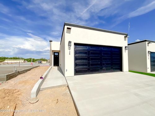 5728 Chance Ln, Farmington, NM, 87402-5148 | Card Image
