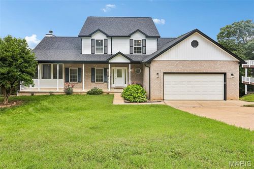 3561 Imperial Hills Dr, Imperial, MO, 63052-2894 | Card Image