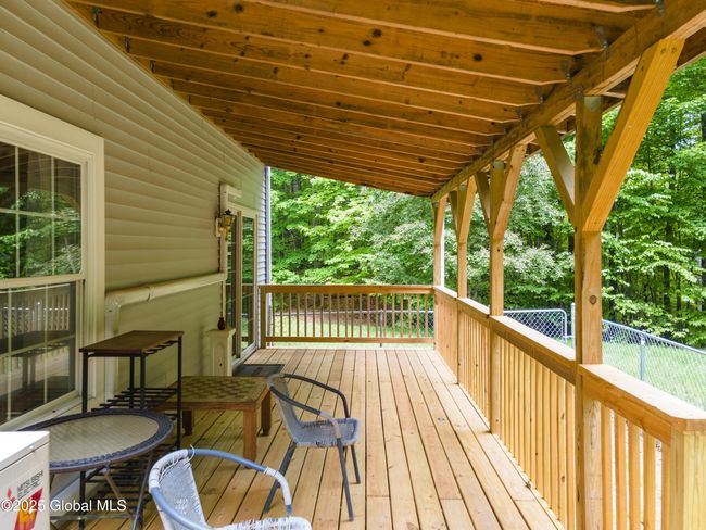 Side deck | Image 42