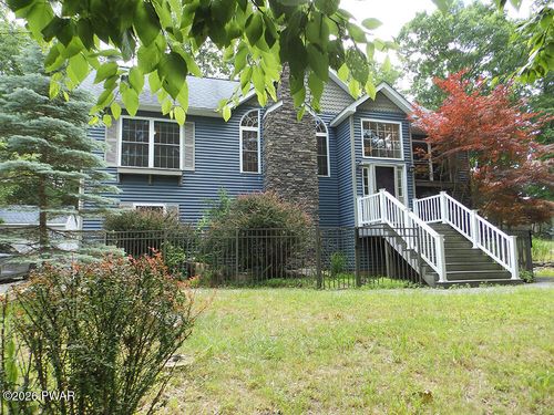 110 Stafford Ct, Milford, PA, 18337-5084 | Card Image