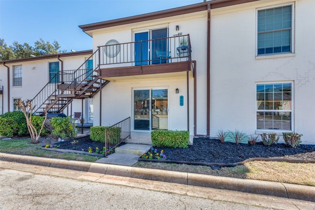4014 Ridglea Country Club Dr, Condo with 2 bedrooms, 2 bathrooms and null parking in Fort Worth TX | Image 25