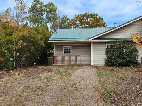 30 Rand St, Cambridge, NS, B0P1G0 | Card Image