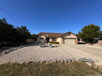 1541 Cottonwood Rd, House other with 3 bedrooms, 2 bathrooms and null parking in Fischer TX | Image 1