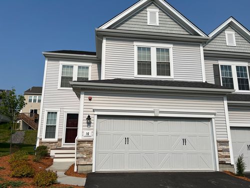 16-16 Poplar Ln, Hopkinton, MA, 01748-1328 | Card Image