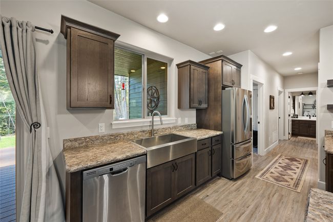 162 Crystal View Ct, House other with 3 bedrooms, 2 bathrooms and null parking in LAKESIDE MT | Image 9