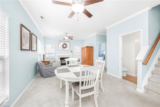 Open floor plan on the main | Image 11