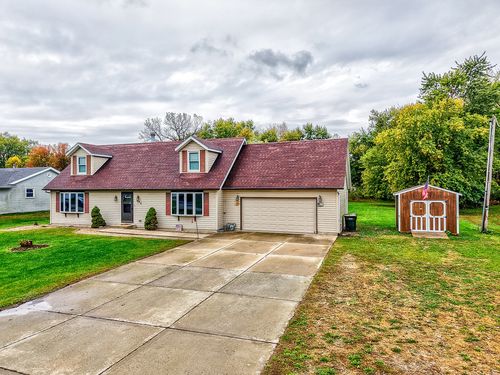 340 N Walker St, Braidwood, IL, 60408-1625 | Card Image