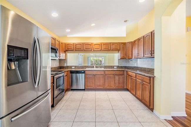 All stainless appliances | Image 4