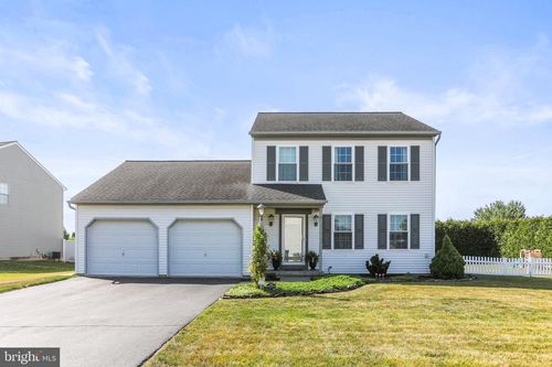 3320 Nicole Ct, DOVER, PA, 17315-3064 | Card Image