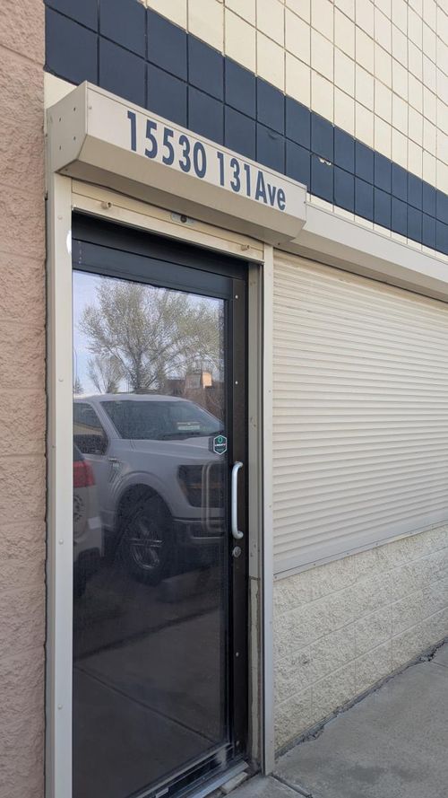 15530 131 Ave Nw, Edmonton, AB, T5V1V2 | Card Image