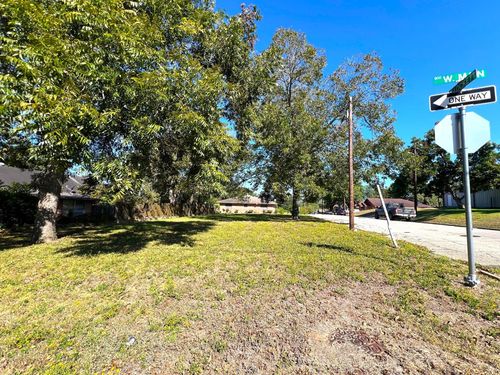 000 Lockett St, Brenham, TX, 77833 | Card Image