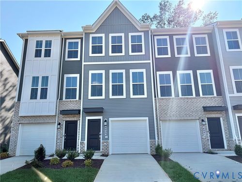 6039 Blue Iris Road, Richmond, VA, 23224 | Card Image