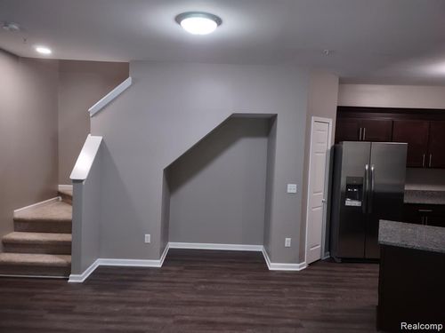 18103 Addington Dr, Commerce Twp, MI, 48390-4025 | Card Image