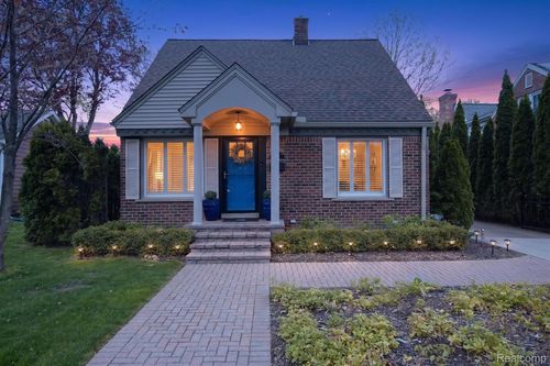 420 Irvin St, Plymouth, MI, 48170-1111 | Card Image