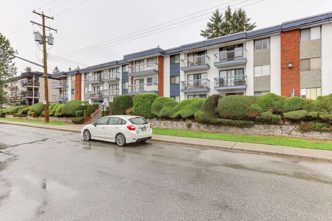 102 - 1045 Howie Avenue, Condo with 2 bedrooms, 1 bathrooms and 2 parking in Coquitlam BC | Image 3