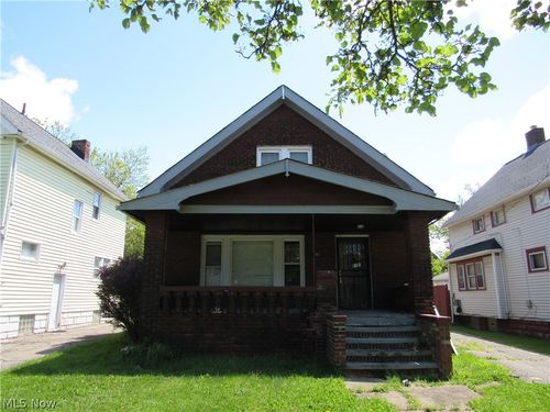 3557 E 139th St, Cleveland, OH, 44120-4542 | Card Image
