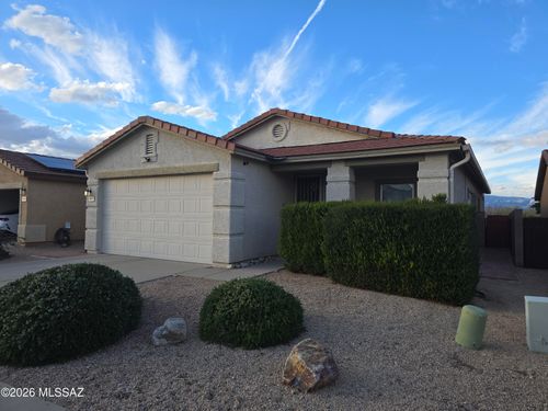 10371 E Bridgeport St, Tucson, AZ, 85747-5922 | Card Image