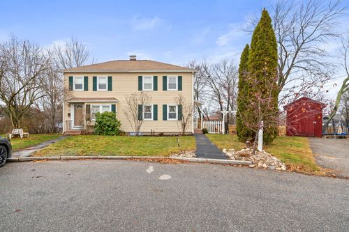 88 Harold St, Manchester, NH, 03104-1714 | Card Image