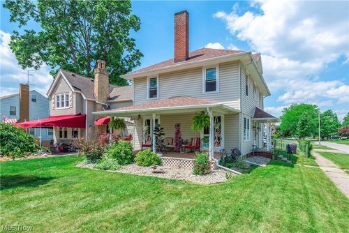 901 Park Ave, Elyria, OH, 44035-6611 | Card Image