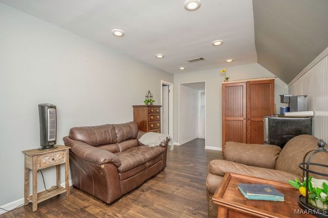 Level 3 bedroom or sitting room. Dormer window | Image 51