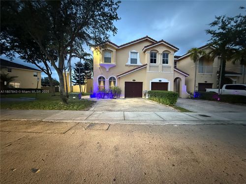 15029 Sw 8th Ter, Miami, FL, 33194-2448 | Card Image