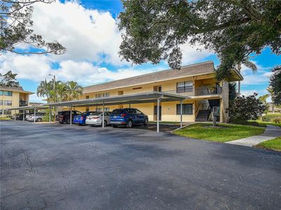 9105 - 12300 Vonn Road, Condo with 2 bedrooms, 2 bathrooms and null parking in LARGO FL | Image 2