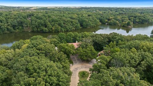705 Rock Ct, Dixon, IL, 61021-7372 | Card Image