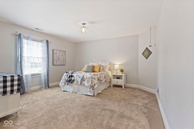 1675 Devonshire Dr, House other with 5 bedrooms, 5 bathrooms and null parking in Seymour IN | Image 63