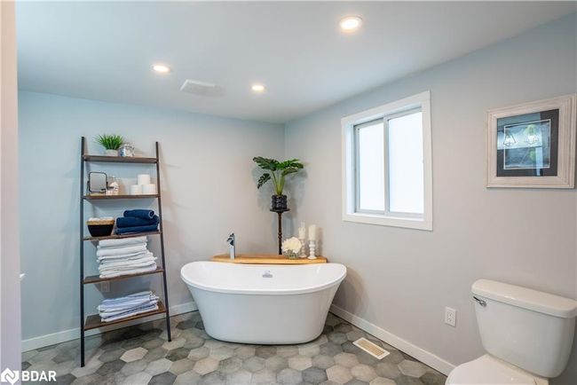 12889 Third Line, House other with 4 bedrooms, 3 bathrooms and 11 parking in Acton ON | Image 16