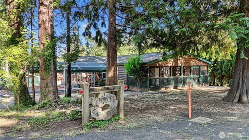 210 E Agate Dr, Shelton, WA, 98584-9008 | Card Image