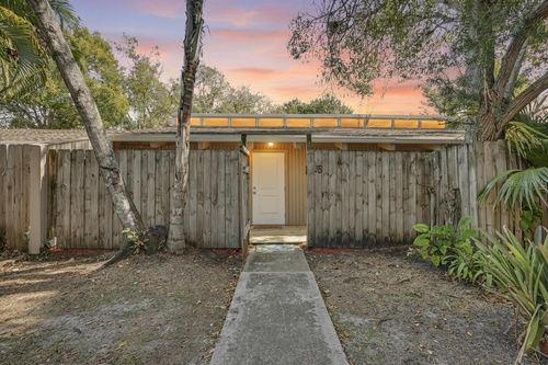 5-500 N Jefferson Ave, SARASOTA, FL, 34237-5111 | Card Image