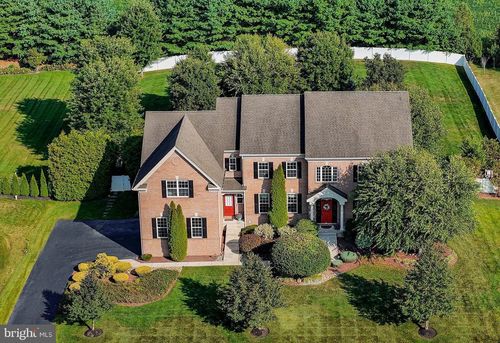 15 Manchester Ct, Columbus, NJ, 08022-2008 | Card Image