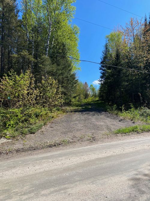 471 Weiler Line, Trout Creek, ON, P0H2L0 | Card Image