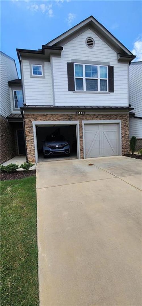 5815 Thornton Dr, Cumming, GA, 30028-2518 | Card Image