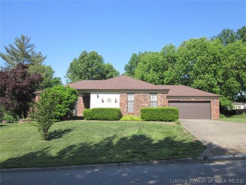 1124 Carriage Ln, New Albany, IN, 47150-5464 | Card Image