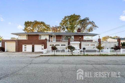 1 Ridge Avenue, Sayreville, NJ, 08872 | Card Image